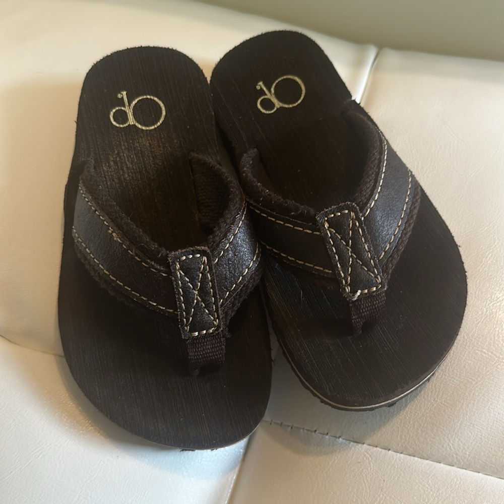 🎮 OP Boys Brown Faux Leather Flip Flops Sandals Summer Beach Pool Play Sandals